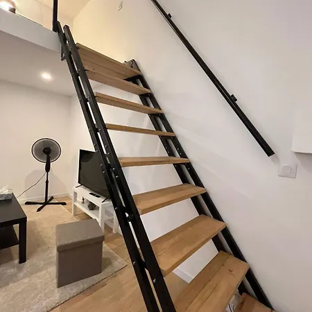 Stylish Loft Studio- Marais Area Appartamento *