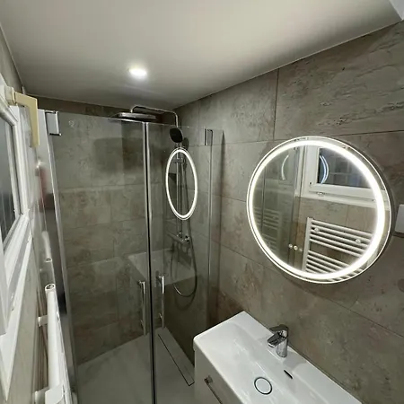 Stylish Loft Studio- Marais Area Appartamento